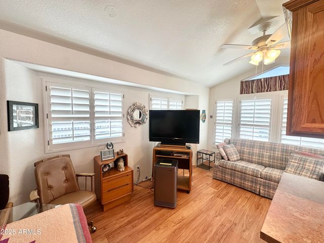 111 S GREENFIELD Road 200, Mesa, AZ 85206