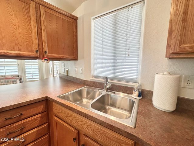 111 S GREENFIELD Road 200, Mesa, AZ 85206