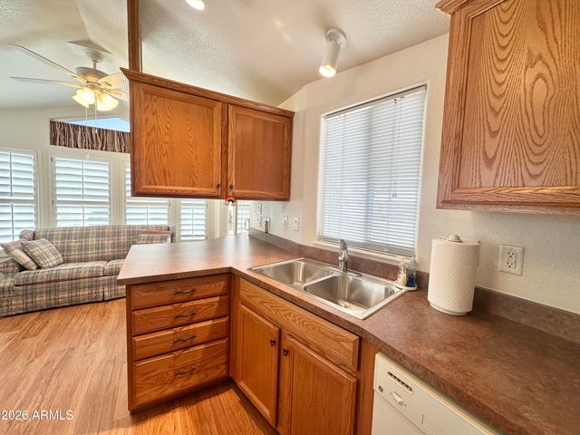 111 S GREENFIELD Road 200, Mesa, AZ 85206