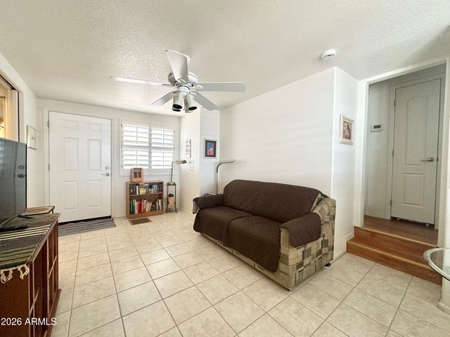 111 S GREENFIELD Road 200, Mesa, AZ 85206