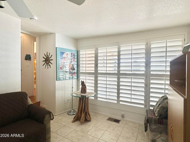 111 S GREENFIELD Road 200, Mesa, AZ 85206