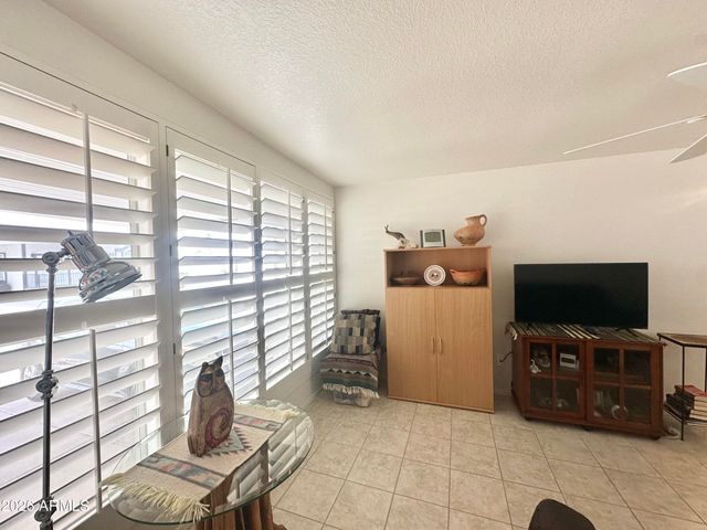 111 S GREENFIELD Road 200, Mesa, AZ 85206