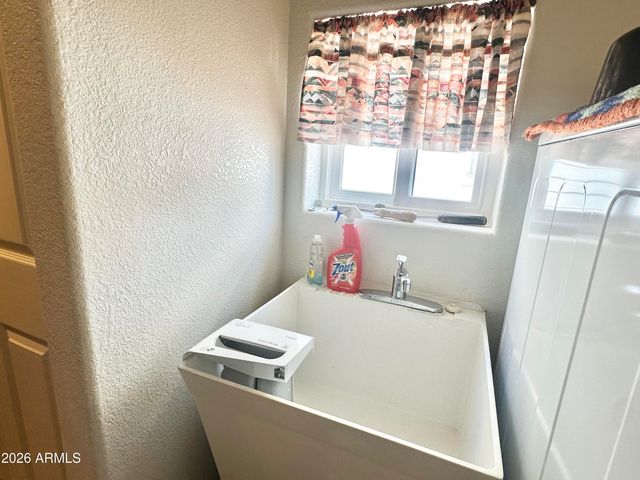 111 S GREENFIELD Road 200, Mesa, AZ 85206