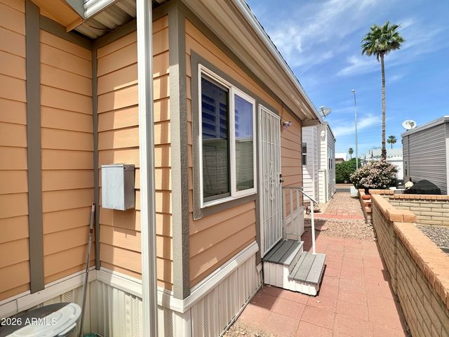 111 S GREENFIELD Road 200, Mesa, AZ 85206