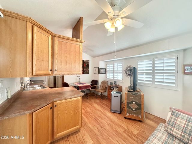 111 S GREENFIELD Road 200, Mesa, AZ 85206
