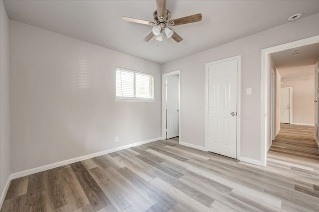 1902 Alan A Dale Road, Arlington, TX 76013