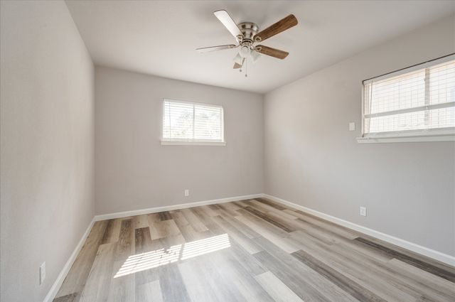 1902 Alan A Dale Road, Arlington, TX 76013