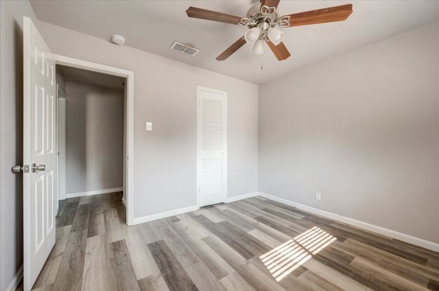 1902 Alan A Dale Road, Arlington, TX 76013