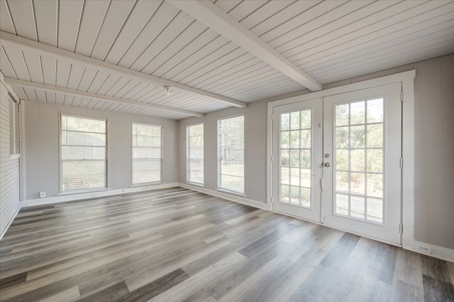 1902 Alan A Dale Road, Arlington, TX 76013