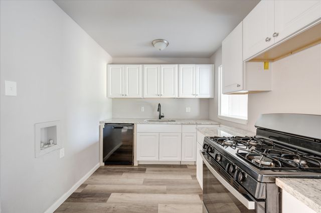 1902 Alan A Dale Road, Arlington, TX 76013
