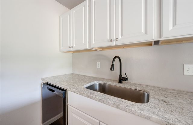 1902 Alan A Dale Road, Arlington, TX 76013