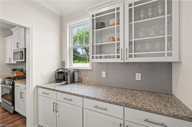 2450 Redwood Hill Run, Kernersville, NC 27284