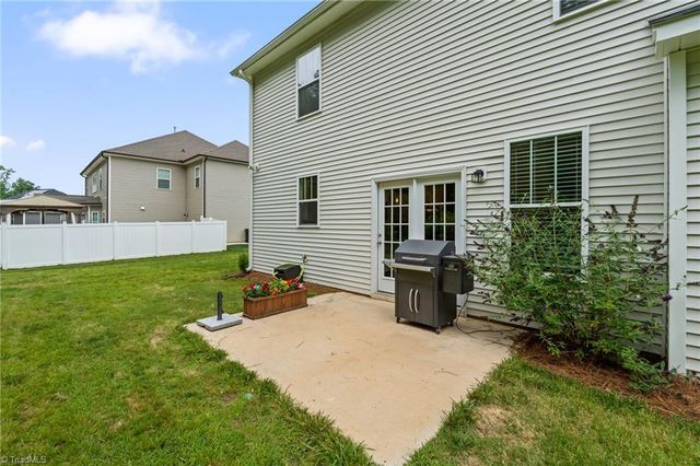 2450 Redwood Hill Run, Kernersville, NC 27284