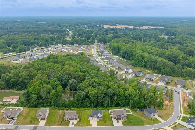 2450 Redwood Hill Run, Kernersville, NC 27284