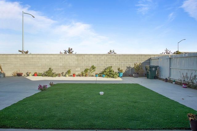1986 Anders Pl, Manteca, CA 95337