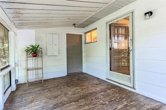 4291 Lakeview Drive, Hillsboro, MO 63050