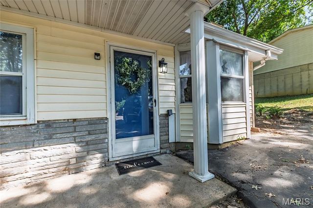 4291 Lakeview Drive, Hillsboro, MO 63050