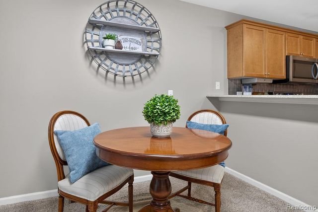 3383 Baldwin Woods Drive, Lake Orion, MI 48359