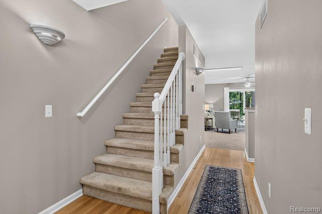 3383 Baldwin Woods Drive, Lake Orion, MI 48359
