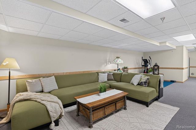 3383 Baldwin Woods Drive, Lake Orion, MI 48359
