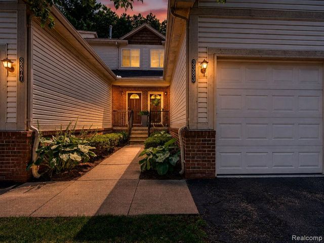 3383 Baldwin Woods Drive, Lake Orion, MI 48359