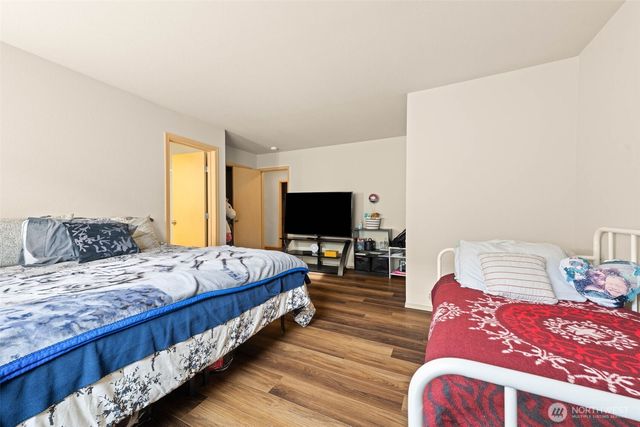 20009 96th Avenue E, Graham, WA 98338