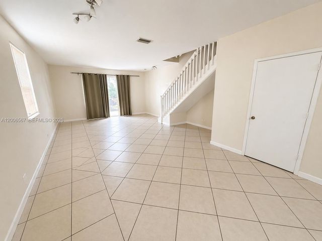 2050 Madeira Dr, Weston, FL 33327