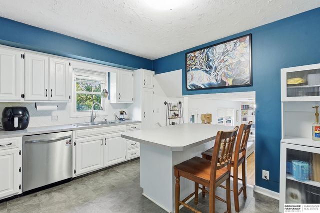 13735 Shirley Street, Omaha, NE 68144