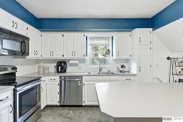 13735 Shirley Street, Omaha, NE 68144