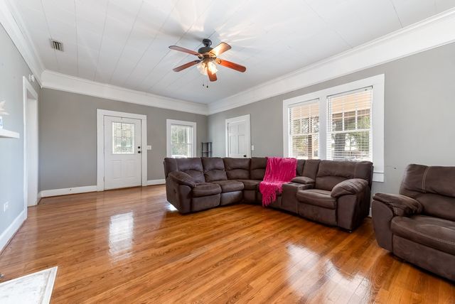 307 1st Ave, Andalusia, AL 36420