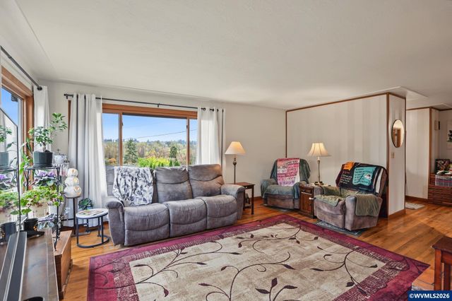 1645 Fair Oaks Wy NW, Salem, OR 97304