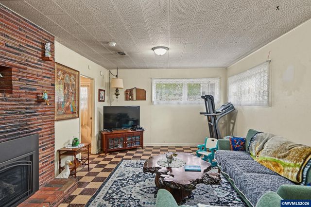 1645 Fair Oaks Wy NW, Salem, OR 97304