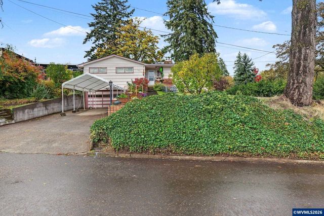 1645 Fair Oaks Wy NW, Salem, OR 97304