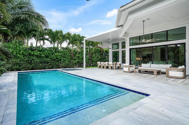 7409 NW 25th Terrace, Boca Raton, FL 33496