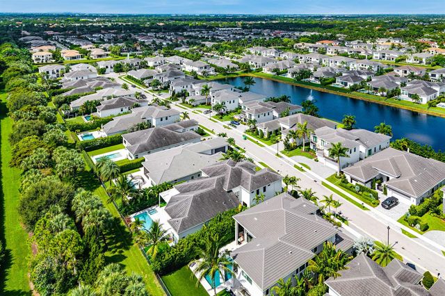 7409 NW 25th Terrace, Boca Raton, FL 33496