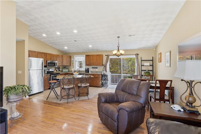 48 Harris Avenue, Warwick, RI 02889