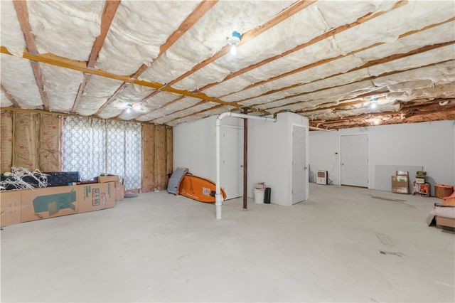 48 Harris Avenue, Warwick, RI 02889