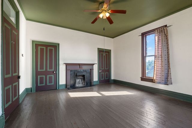 318 W Jefferson St, Pulaski, TN 38478