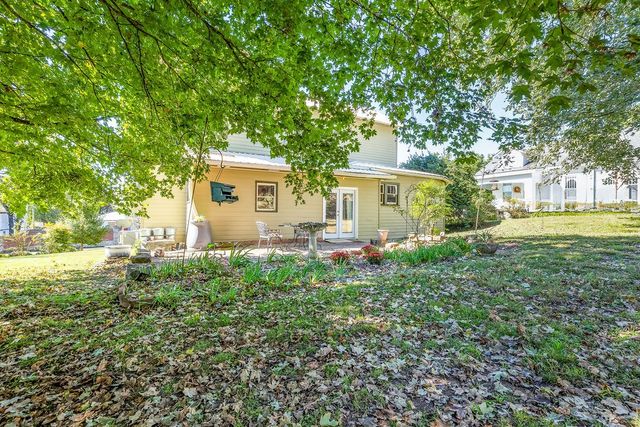 318 W Jefferson St, Pulaski, TN 38478