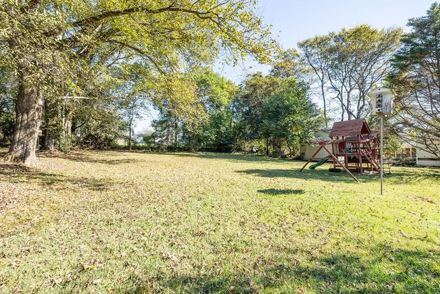 318 W Jefferson St, Pulaski, TN 38478