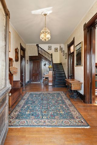 318 W Jefferson St, Pulaski, TN 38478