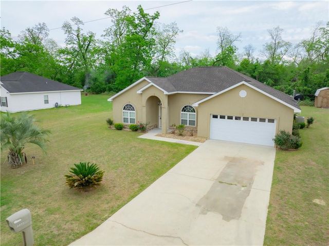 3475 Moore Street, Blackshear, GA 31516