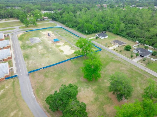 3475 Moore Street, Blackshear, GA 31516