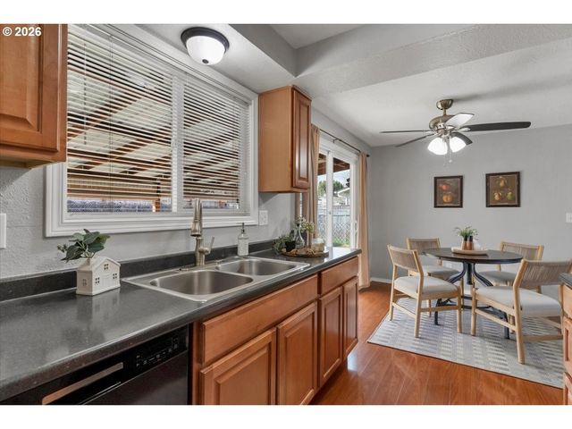 485 BUCKBOARD Ct Se, Salem, OR 97317