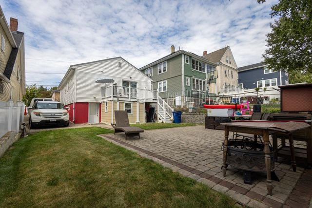 41 Dedham St, Revere, MA 02151