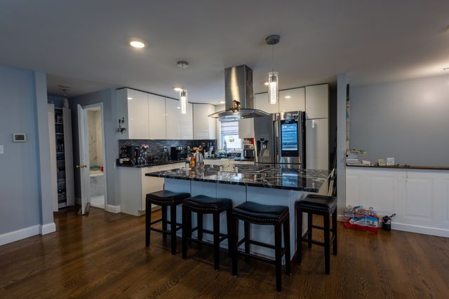 41 Dedham St, Revere, MA 02151