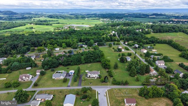183 ZIEGLER RD, Leesport, PA 19533