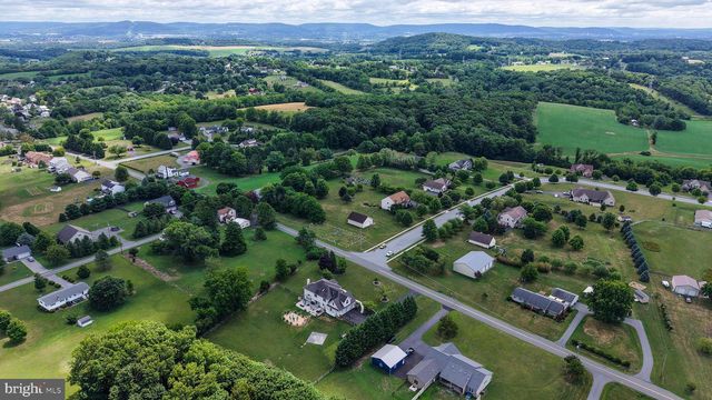 183 ZIEGLER RD, Leesport, PA 19533