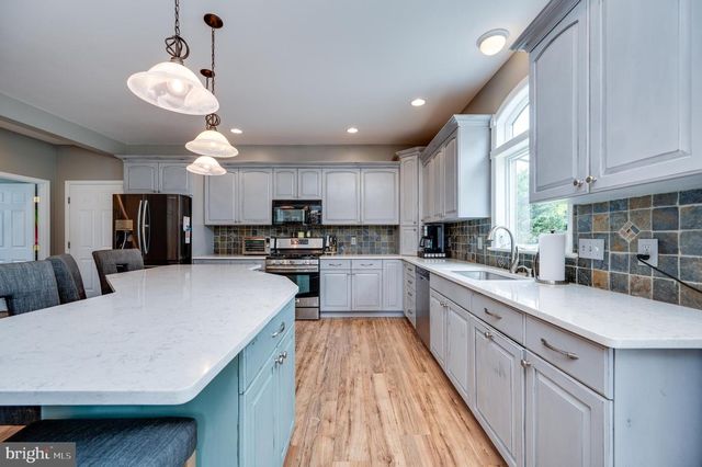 183 ZIEGLER RD, Leesport, PA 19533