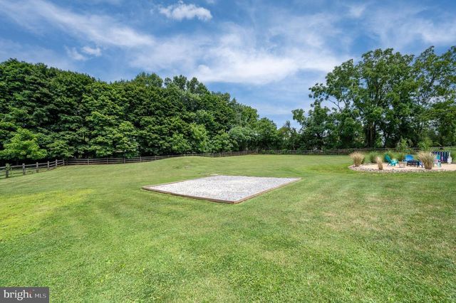 183 ZIEGLER RD, Leesport, PA 19533
